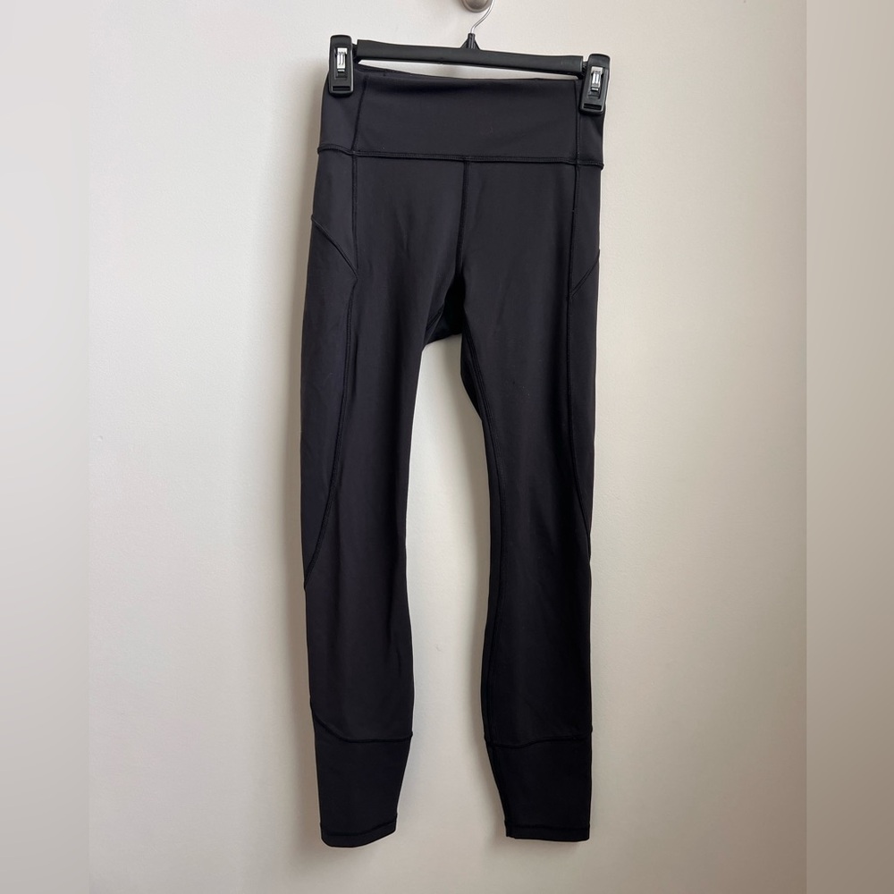 Lululemon Black High-Waisted Leggings size 4